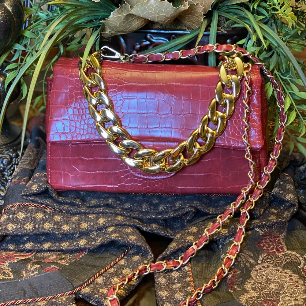 Luxurious Red and Gold Crossbody Bag with Chain